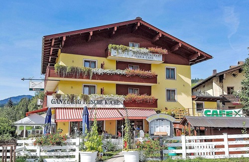 Achenkirch House | Beautiful private villa for 36 people with WIFI, TV, terrace and parking