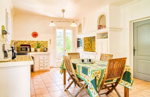 Vidauban House | Beautiful private villa for 8 guests with private pool, WIFI, A/C, TV, terrace and pets allowed