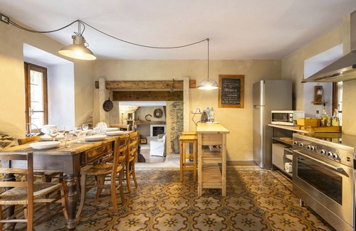 Mergozzo House | Beautiful private villa for 6 people with WIFI, TV, balcony and parking