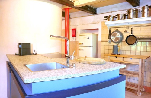 Semione House | Beautiful private villa for 6 guests with WIFI, TV, patio and parking