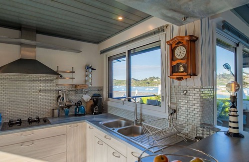 Berven House | Beautiful private villa for 4 guests with WIFI, TV and terrace