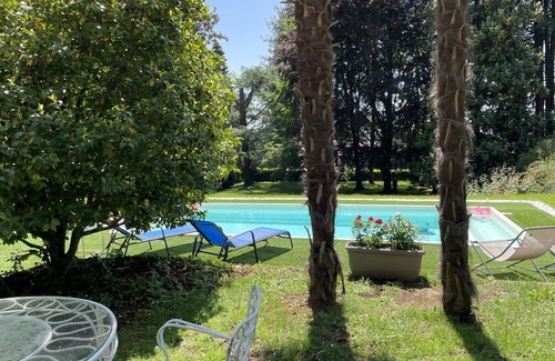 Sirtori Villa | Beautiful private villa with private pool, WIFI, hot tub, TV, patio, pets allowed and parking