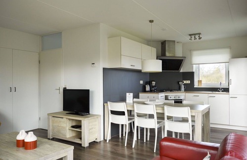 Eernewoude House | Beautiful private villa for 6 guests with WIFI, TV, terrace and parking