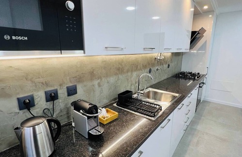 Povoa de Santa Iria Apartment | Beautiful Apartment - Family and Group of Friends
