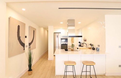 Port de Sagunt Apartment | Beautiful renovated apartment in Puerto de Sagunto, 3 bedrooms, air conditioning, near beach