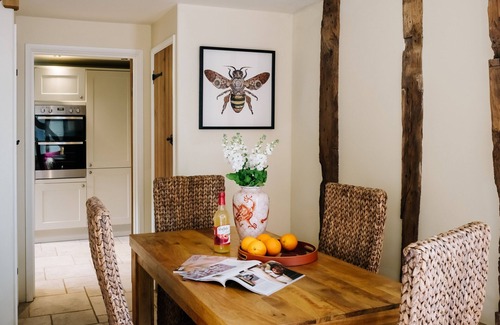 Eye House | Beautiful Renovated Barn - Sleeps 4 in two bedrooms