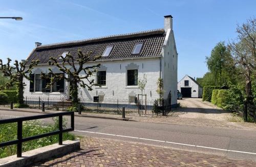 Ankeveen House | Beautiful renovated Farmhouse