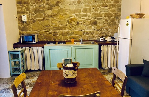 Capo d'Orlando House | Beautiful renoveted fisherman's house in front of sea & beach in Capo d'Orlando