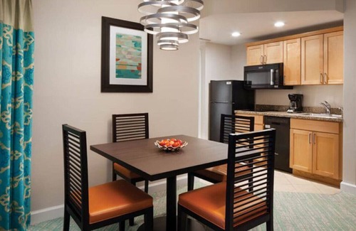 Paradise Island Condo | Beautiful resort 1BD condo with amazing resort amenities: pool, kiddie pool, and more