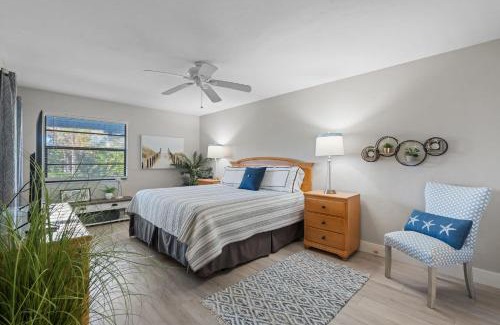 Park Shore House | Beautiful Resort and Sunset Views