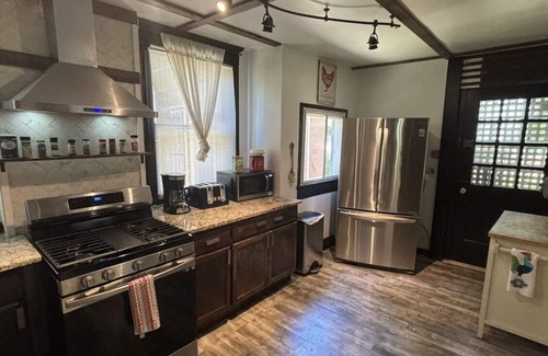 Five Points South House | Beautiful, Restored Historic Craftsman House, Perfect for groups!