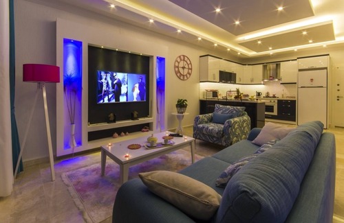 Uzumlu House | Beautiful Romantic Honeymoon Villa with Secluded Outdoor Pool
