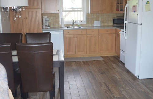 Seabrook Apartment | Beautiful Seabrook Beach ~ Enjoy a family vacation in a clean, beautiful home!