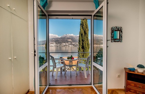 Njivice House | Beautiful shoreline holiday home with private mooring, Njivice, Montenegro