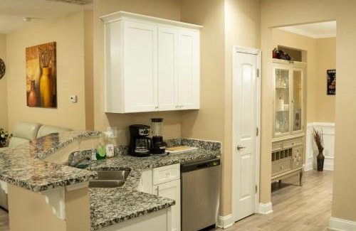 Rex House | Beautiful six bedroom house near Atlanta