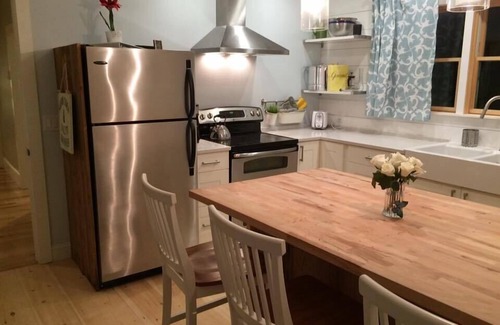 Rockland House | Beautiful South End home, 5 minute walk to downtown and beach!