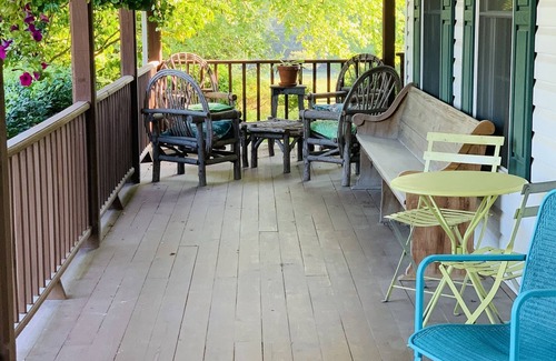 Linville House | Beautiful spacious house just 10 mins from Harrisonburg