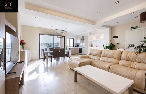 Tal-Ghoqod Apartment | Beautiful, spacious 3BR home with private Balcony