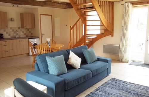 Ruffiac Cottage | Beautiful stone gite in rural Brittany