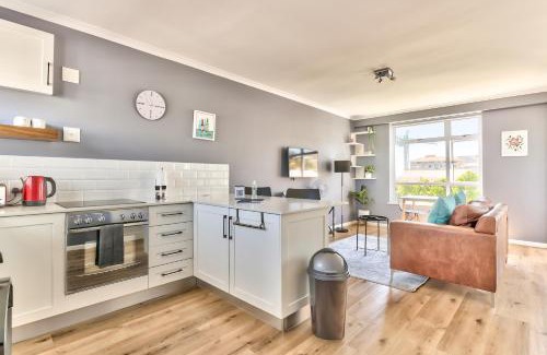 Green Point Apartment | Beautiful studio in convenient Green Point