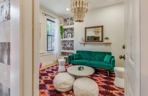Graduate Hospital Apartment | Beautiful & Stylish 2 BDR Hosted By StayRafa (1F)
