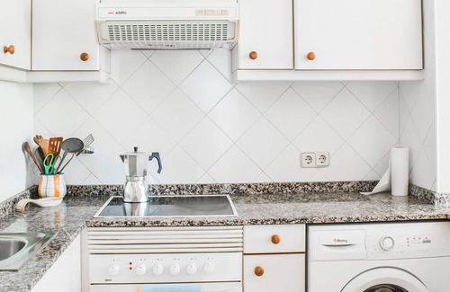 Alcabre Apartment | Beautiful Touristic Apartment in front of the Beach Samil 55. 2nd floor.