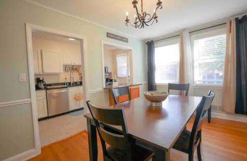 Towson House | Beautiful Townhome Minutes from Downtown Towson