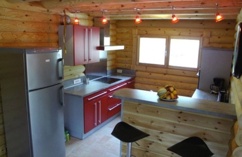 Foncine-le-Bas Ski Chalet | Beautiful traditional log cabin in Foncine le Bas (6/8 pers.) Left