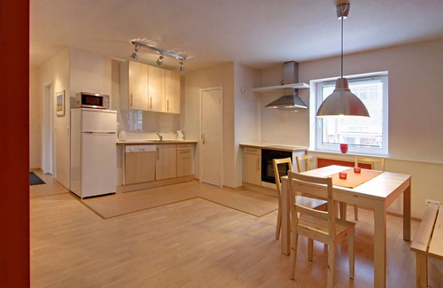 Lubeck City Centre Apartment | Beautiful vacation apartment with a view of the mill pond on Lübeck's old town island.