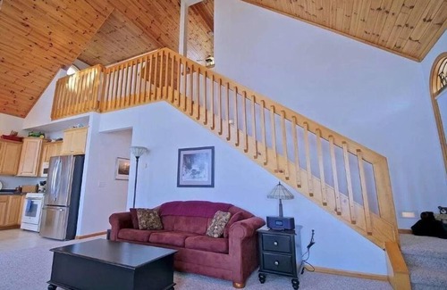 Kalkaska House | Beautiful Vacation Home on Crystal Clear Bear Lake