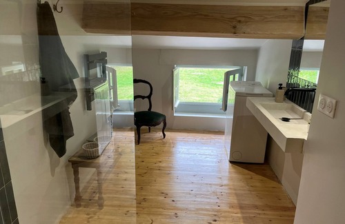 Vouhe House | Beautiful vacation home 35 min from La Rochelle