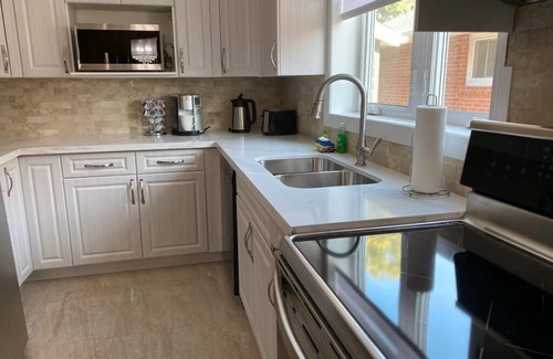 Wexford - Maryvale House | Beautiful Vacation or Relocation Home in Scarborough