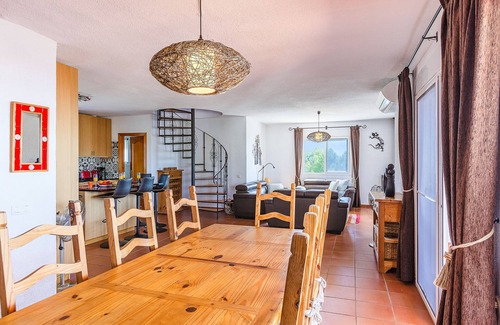 Torrox Villa | Beautiful view, up to 6 p., heated pool & relax pool, panorama, wifi, airco.
