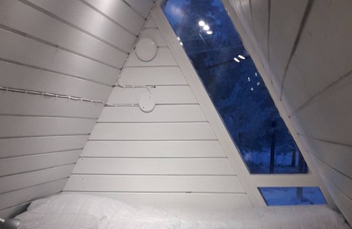 Ylitornio Cottage | Beautiful views on top of the hill,Ski trails with lights Sledding hill for kids