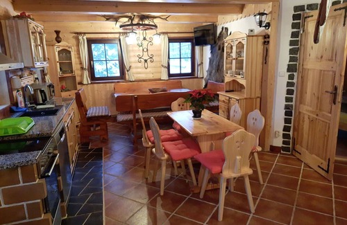 Korenov Villa | Beautiful villa for 10 guests with hot tub, WIFI, TV and parking