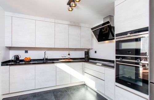 Almunecar House | Beautiful villa for 8 guests with WIFI, A/C, pool, TV, patio and panoramic view