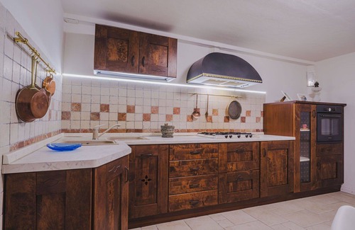 Corsanico-Bargecchia House | Beautiful villa for 6 people with private pool, WIFI, A/C, TV, patio and parking