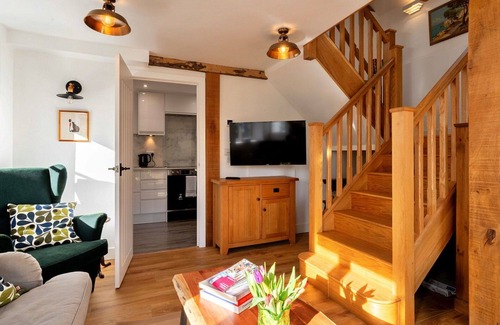Chilton Foliat House | Beautiful villa for 4 people with WIFI, terrace, pets allowed and parking