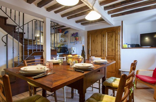 Casoli House | Beautiful villa for 6 people with WIFI, private pool, TV, terrace, pets allowed and parking