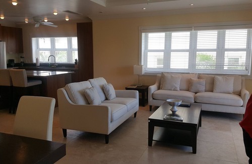 Jessups Village Condo | Beautiful Villa Ocean Spy Villa 9F