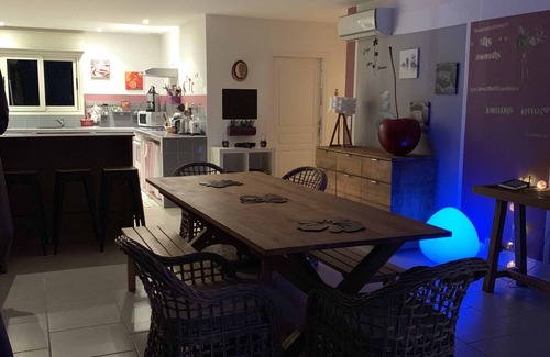 Sainte-Lucie-de-Porto-Vecchio Villa | Beautiful villa with large swimming pool, 3 minutes walk from the beach