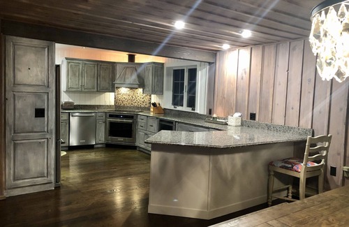 Walloon Lake Cottage | Beautiful Walloon Lake Cottage with Guest House