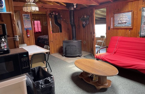 Herron Cottage | Beautiful Waterfront Hubbard Lake Cottage #3