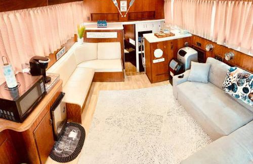 Clayton Boat Rental | Beautiful Yacht in Clayton, NY!