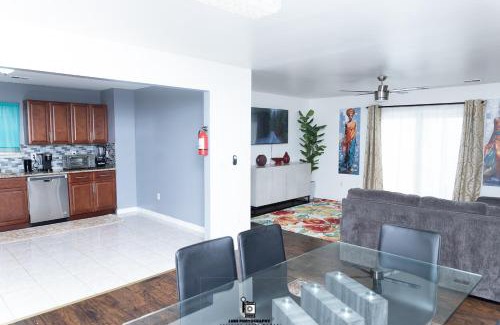 Weequahic Apartment | Beautifully Designed & Spacious Shared Apartment 10mins from EWR Airport, Close to NYC