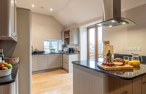 Moreton-in-Marsh Cottage | Beautifully presented dog friendly - Topside