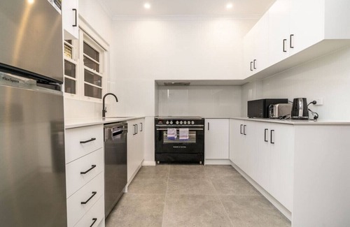 Ainslie House | Beautifully renovated Inner North residence