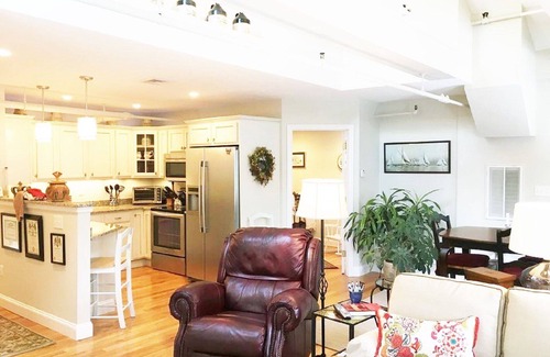 Plymouth Cultural District Condo | Beautifully Renovated Downtown Luxury Condo, a block from the rock!
