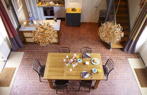 Axford House | Beautifully Restored Barn; Combining Original Features & high tech for comfort