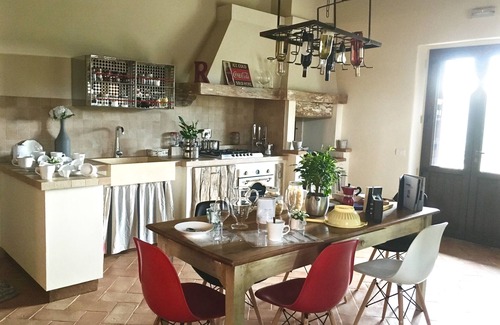 Pesciano Villa | Beautifully restored villa in the Italian countryside